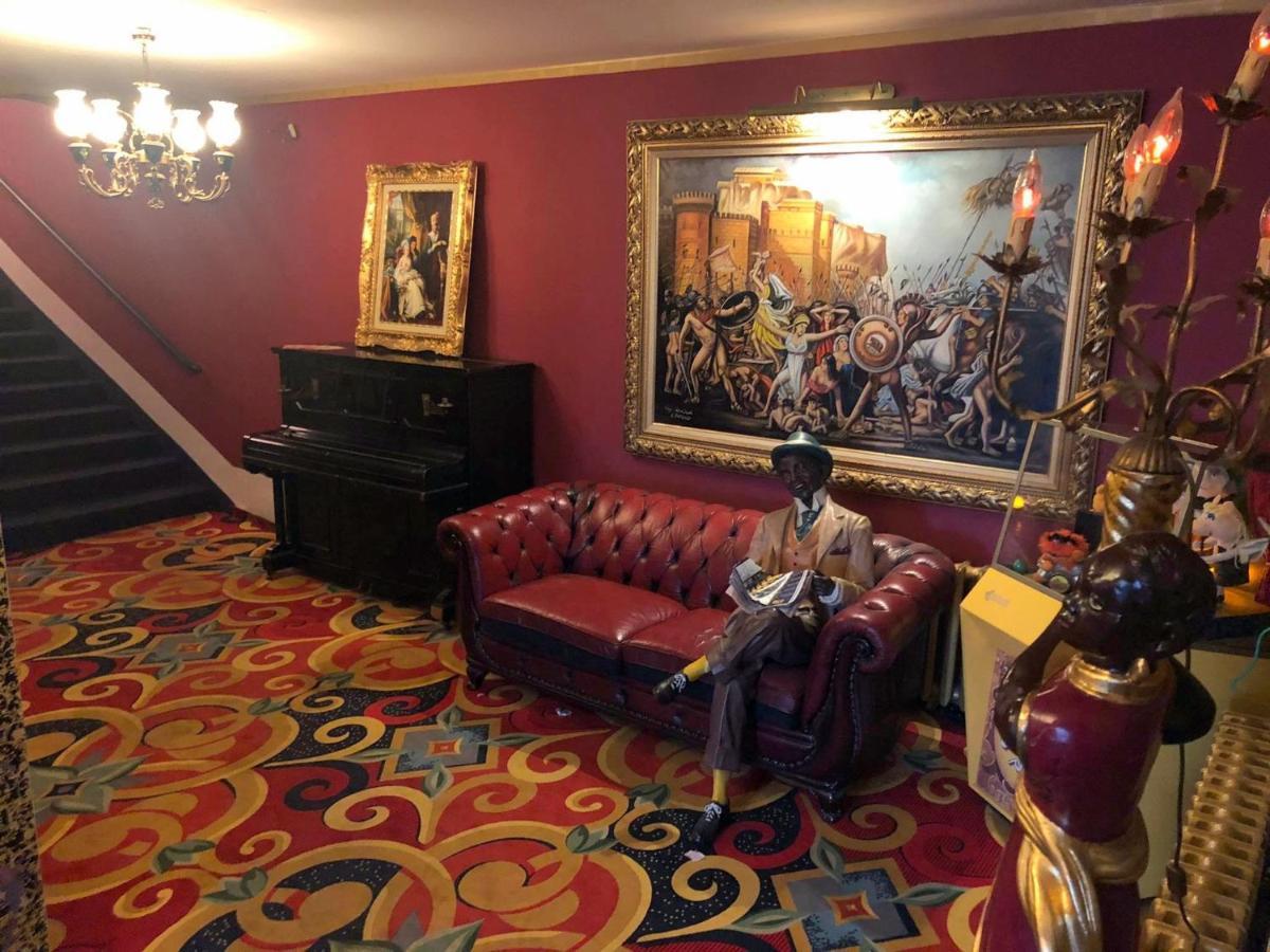 Hotel Eulenspiegel - Das Erlebnishotel In 리자 외부 사진